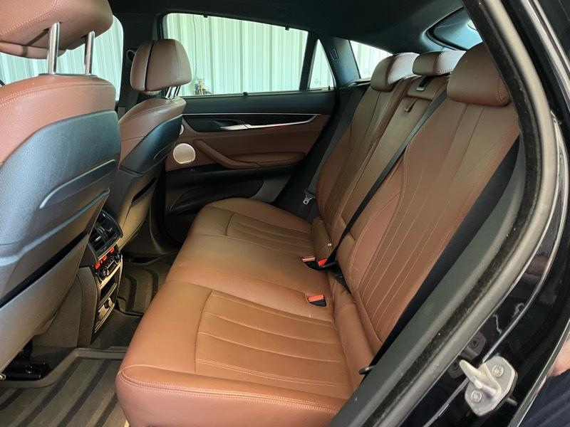 BMW X6 xDrive50i 2016