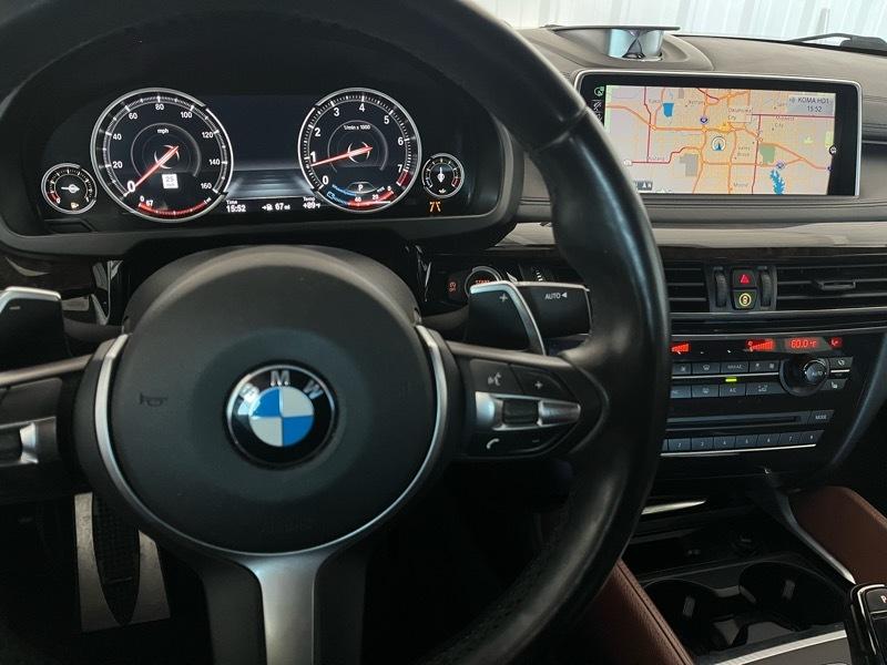 BMW X6 xDrive50i 2016