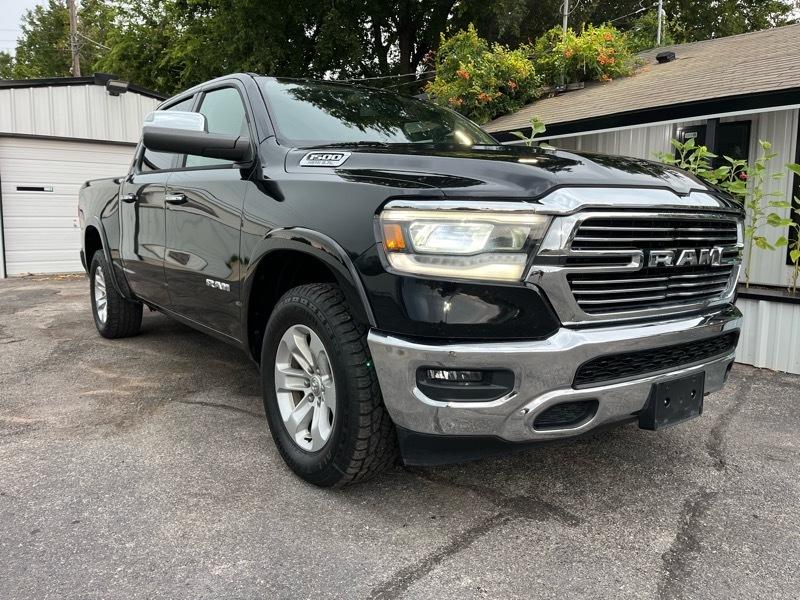 RAM 1500 Laramie Crew Cab SWB 4WD 2019