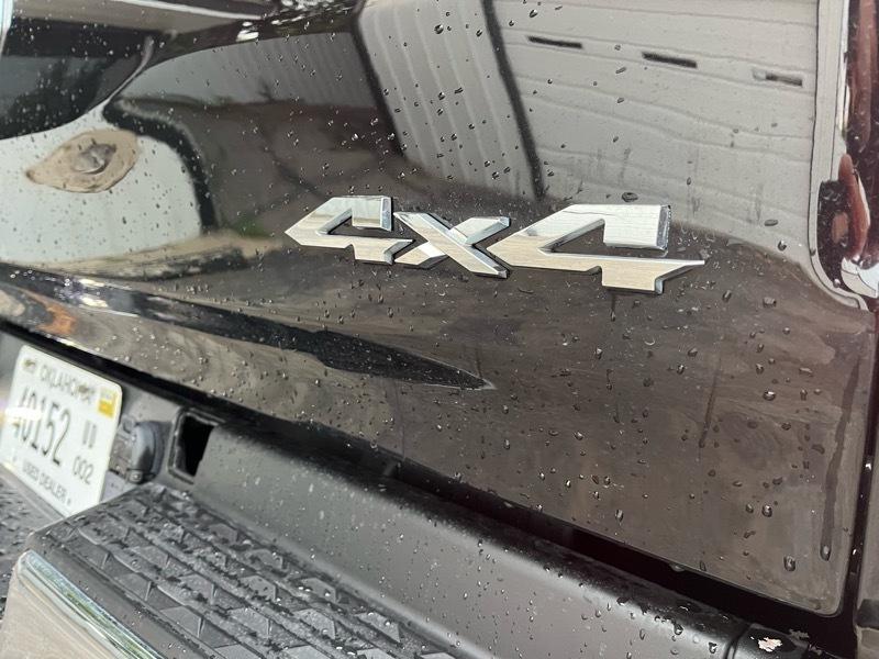 RAM 1500 Laramie Crew Cab SWB 4WD 2019