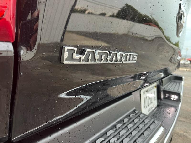 RAM 1500 Laramie Crew Cab SWB 4WD 2019