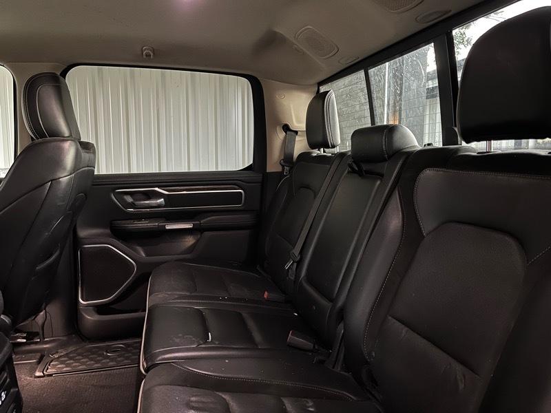 RAM 1500 Laramie Crew Cab SWB 4WD 2019