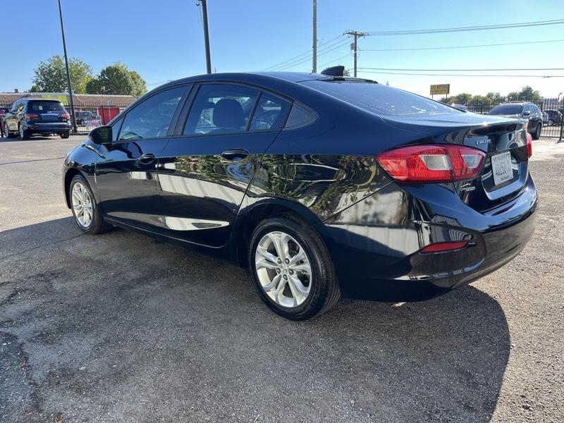 Chevrolet Cruze LS Auto 2019