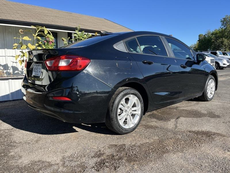 Chevrolet Cruze LS Auto 2019