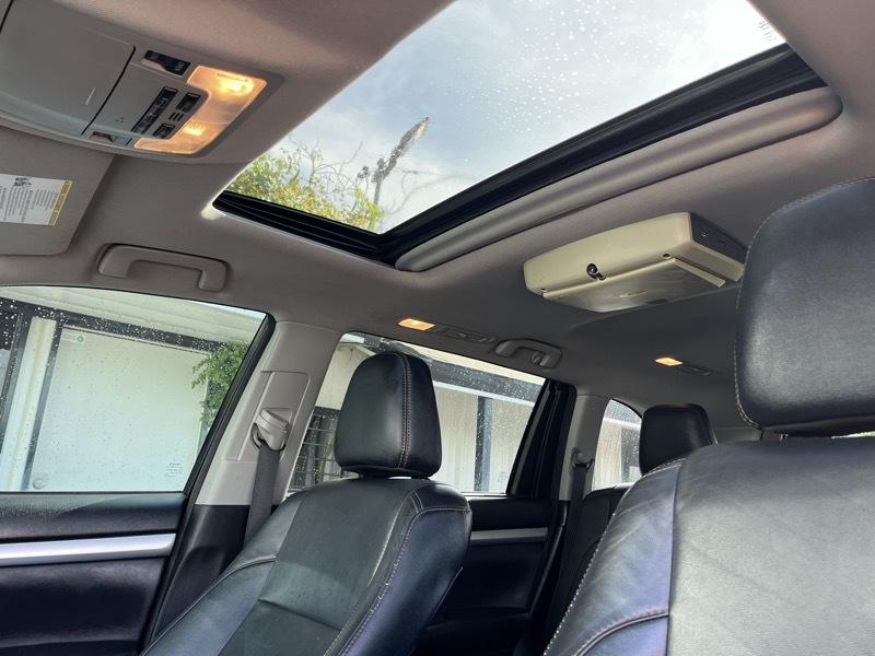 Toyota Highlander XLE AWD V6 2017