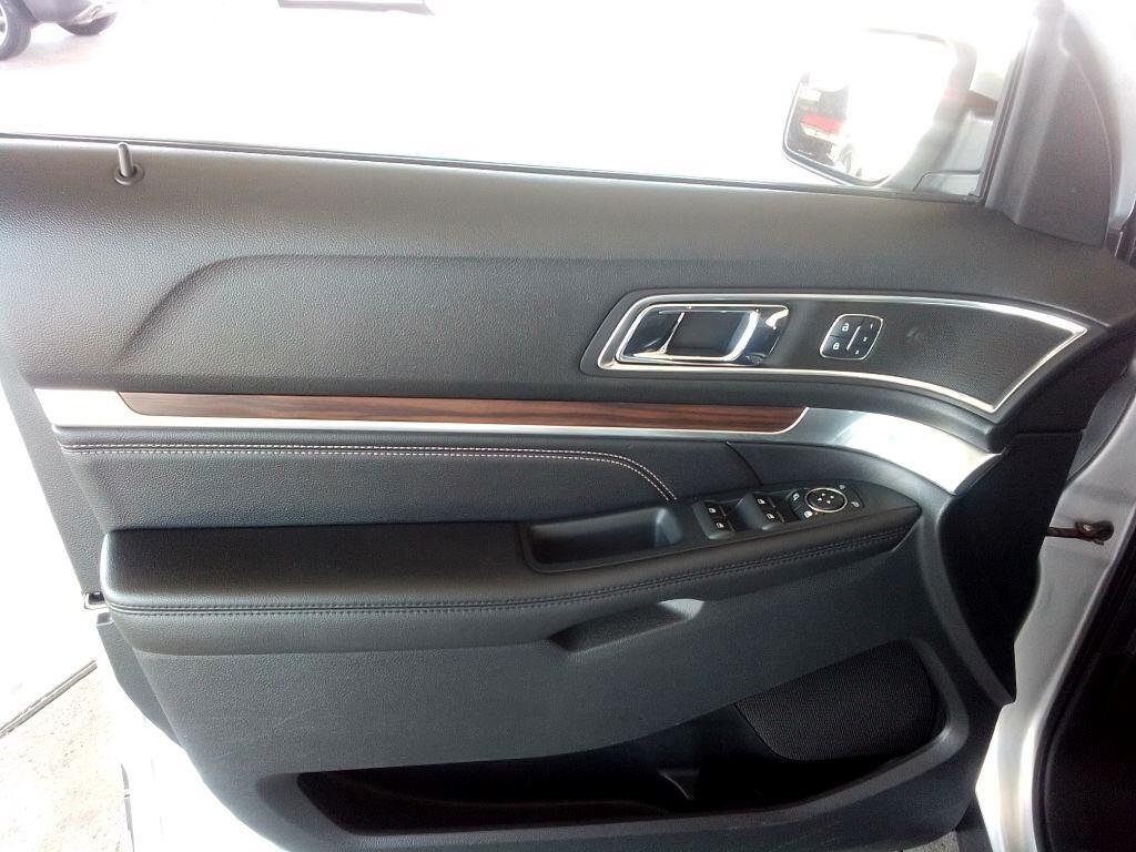 Ford Explorer Limited FWD 2018 Ford Explorer Limited FWD 2018