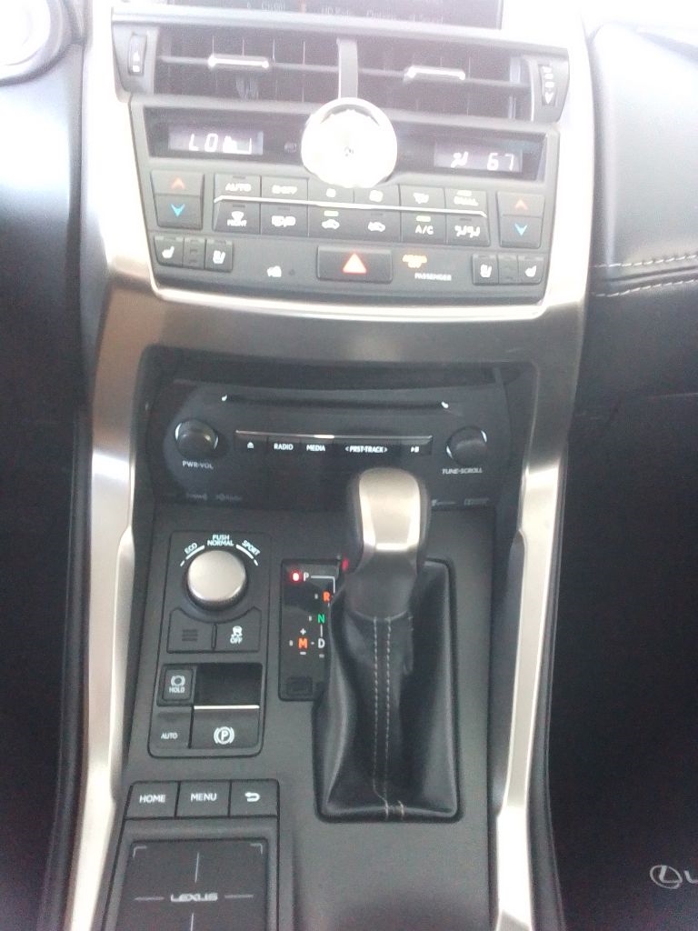 Lexus NX 200t AWD 2016 Lexus NX 200t AWD 2016