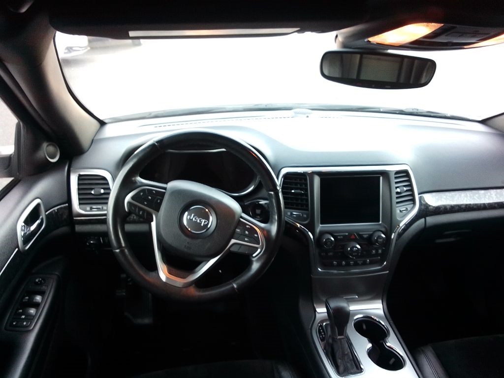 Jeep Grand Cherokee Laredo 4WD 2018