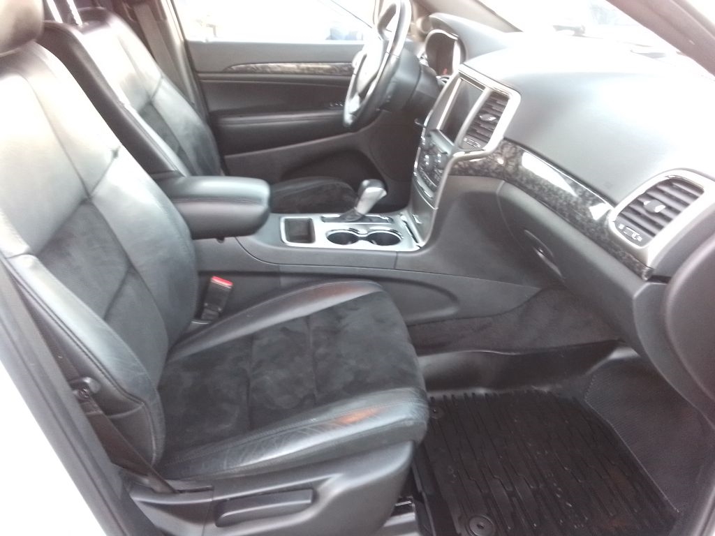 Jeep Grand Cherokee Laredo 4WD 2018