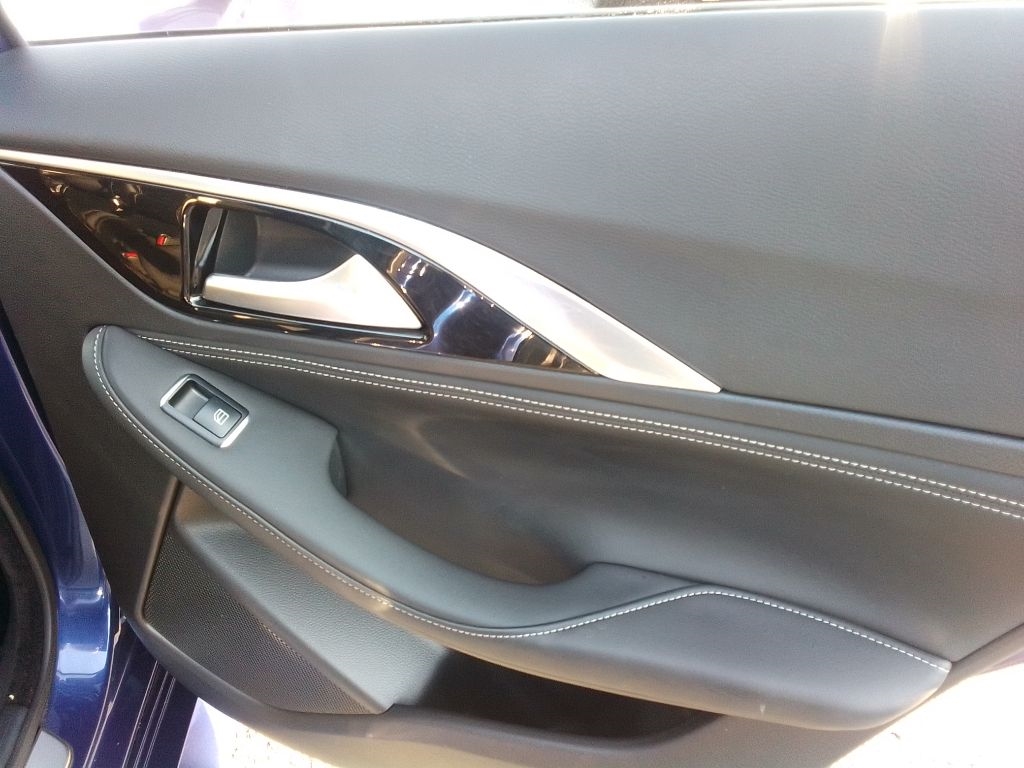 Infiniti QX30 Sport 2018