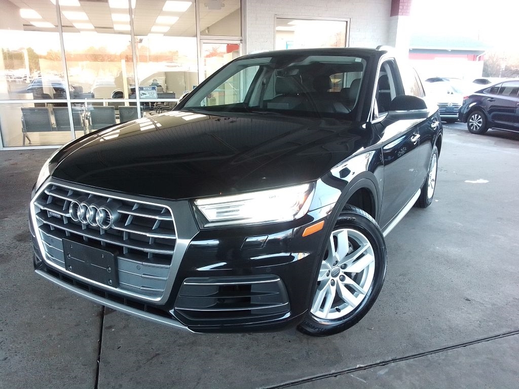 Audi Q5 2.0T Premium quattro 2020