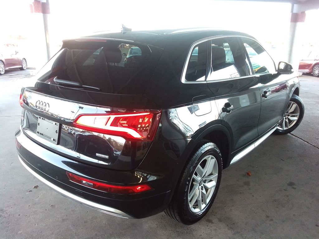 Audi Q5 2.0T Premium quattro 2020