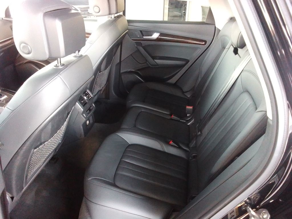 Audi Q5 2.0T Premium quattro 2020