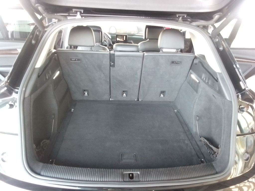 Audi Q5 2.0T Premium quattro 2020