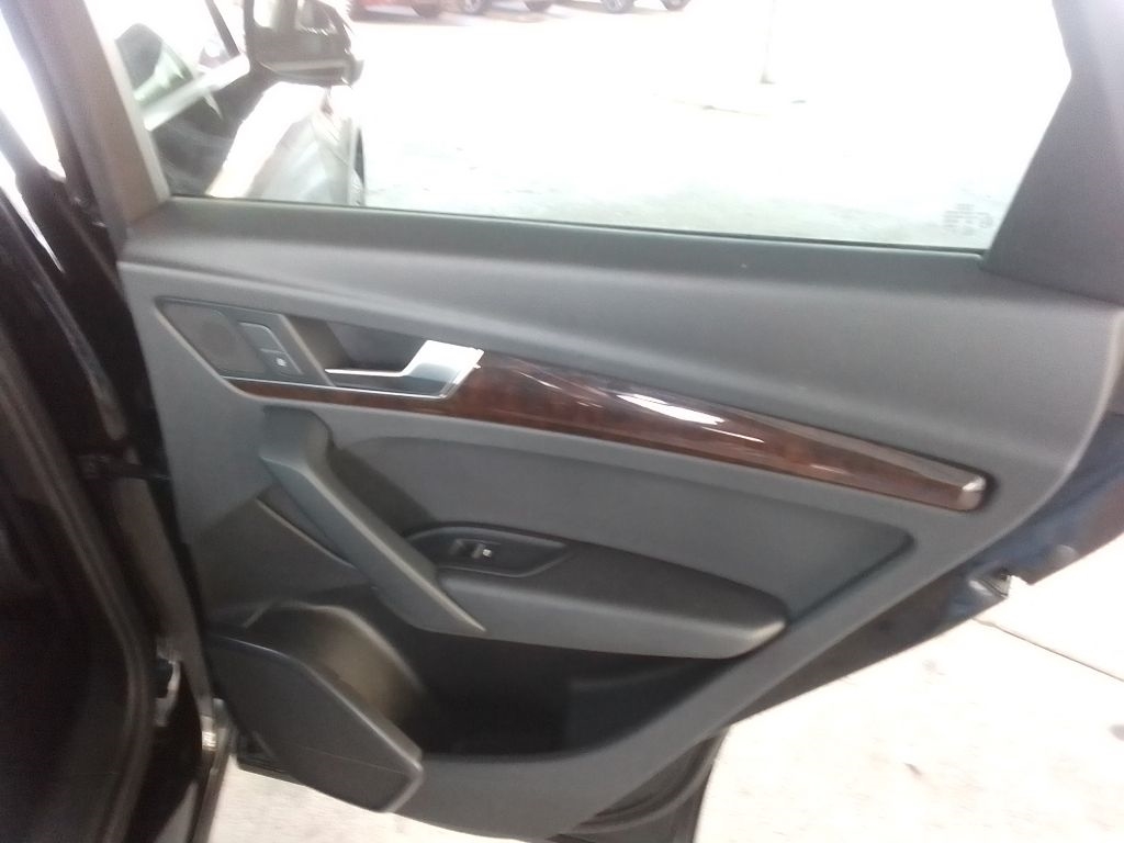 Audi Q5 2.0T Premium quattro 2020