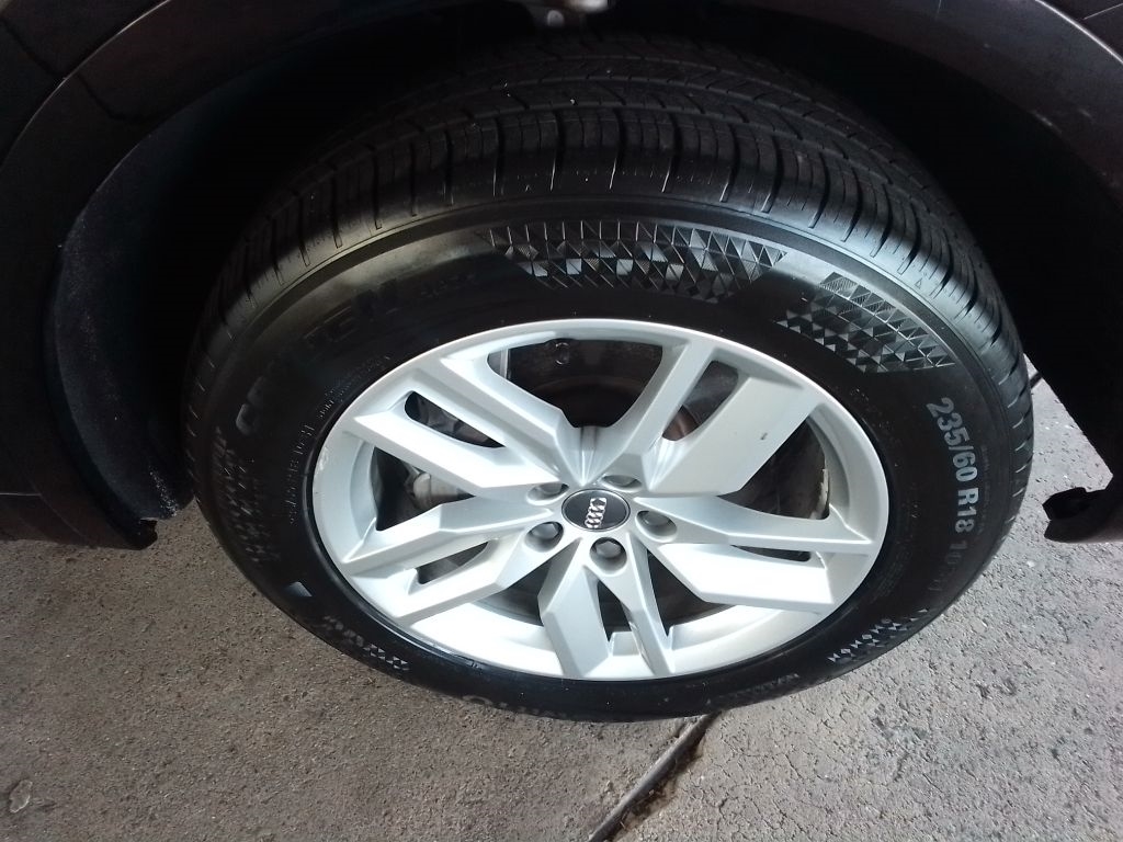 Audi Q5 2.0T Premium quattro 2020