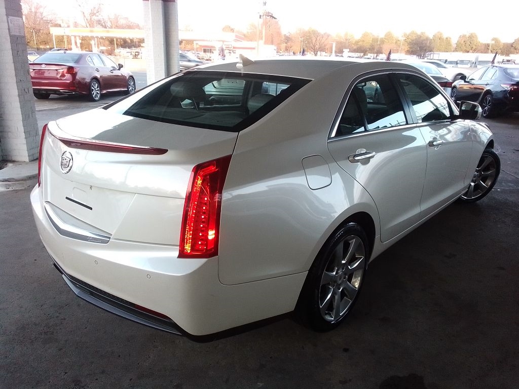 Cadillac ATS 2.5L Luxury RWD 2013