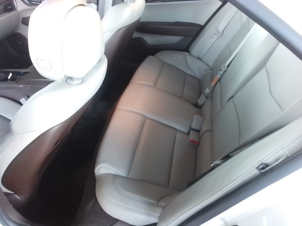 Cadillac ATS 2.5L Luxury RWD 2013