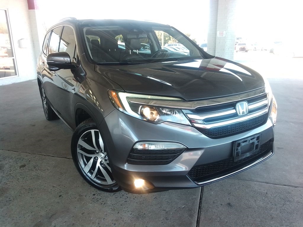 Honda Pilot Touring 2WD 2016