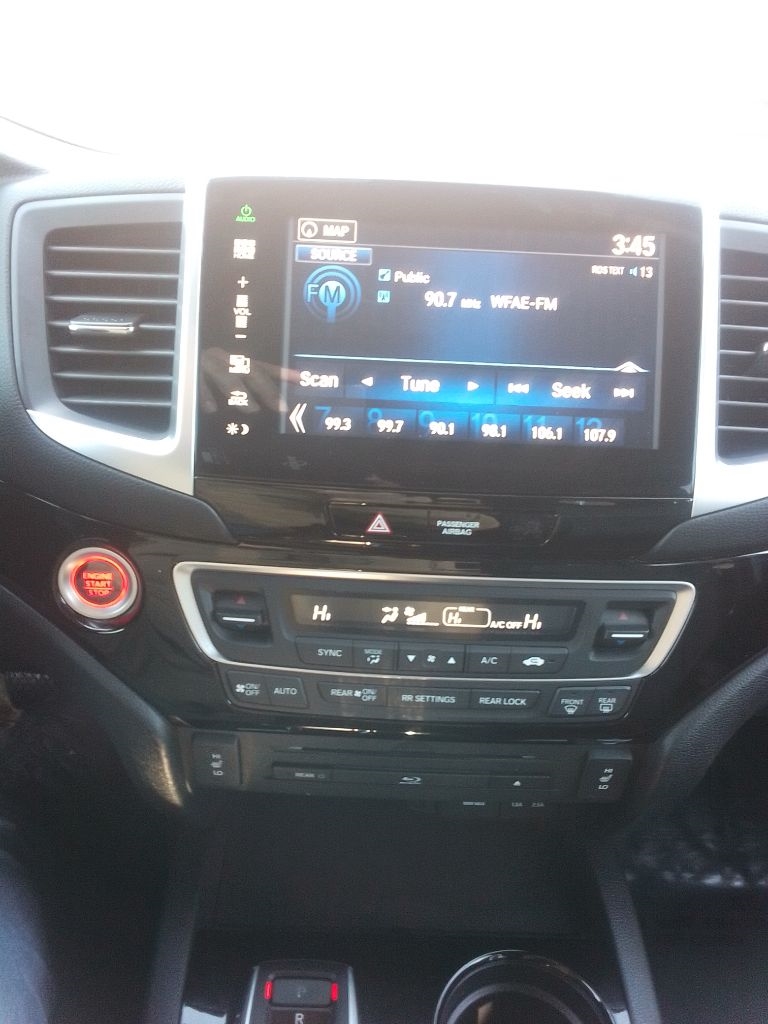 Honda Pilot Touring 2WD 2016