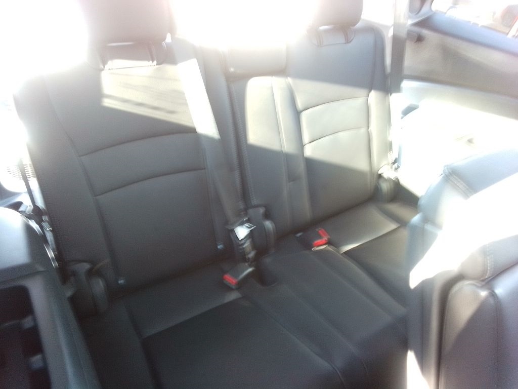 Honda Pilot Touring 2WD 2016