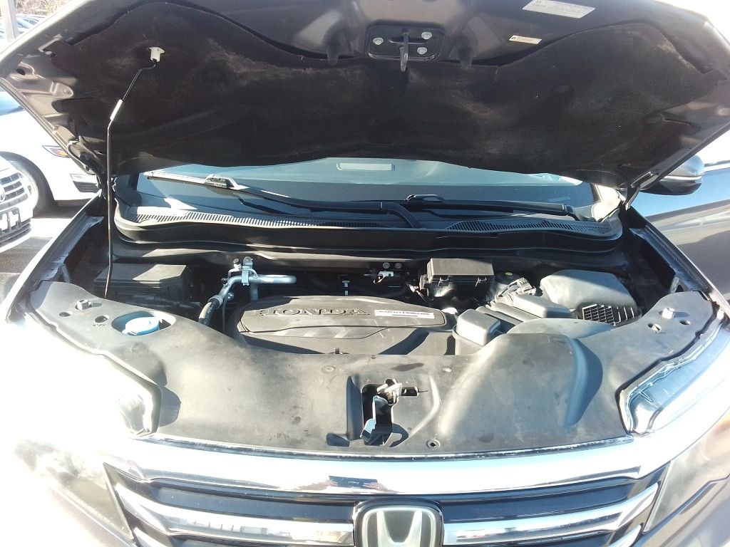 Honda Pilot Touring 2WD 2016