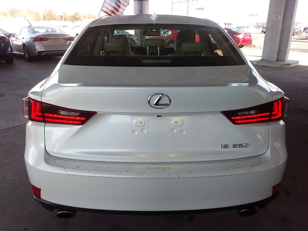 Lexus IS 250 RWD 2014
