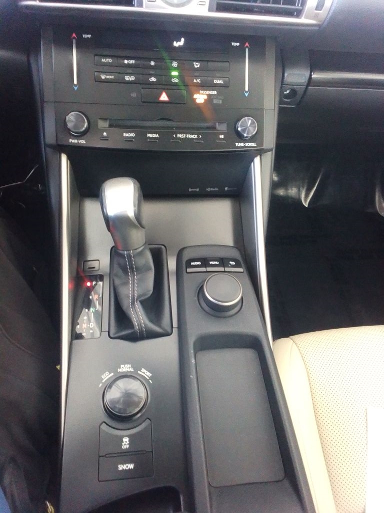 Lexus IS 250 RWD 2014