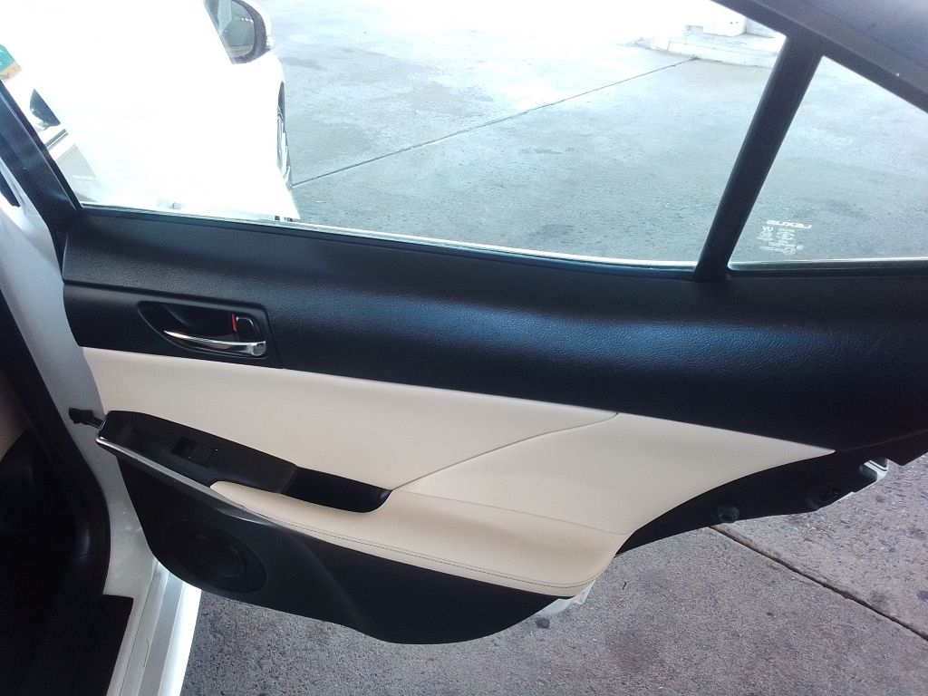 Lexus IS 250 RWD 2014