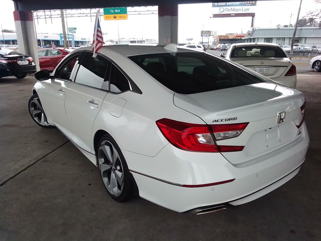 Honda Accord Touring 2.0T 2019