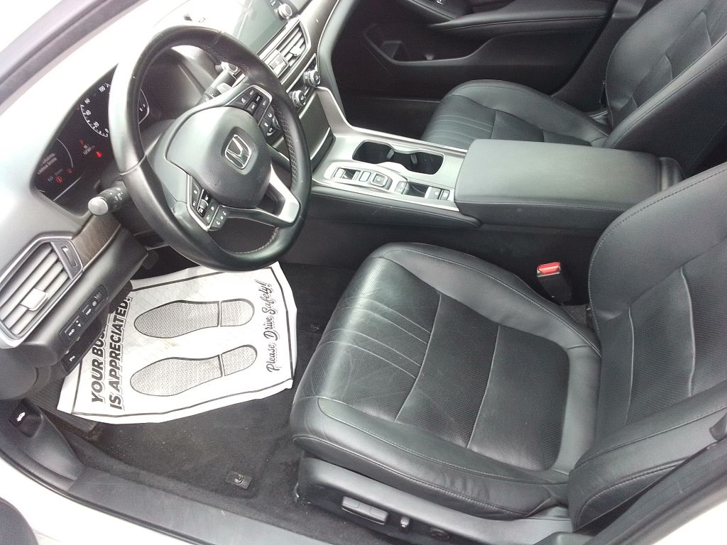 Honda Accord Touring 2.0T 2019