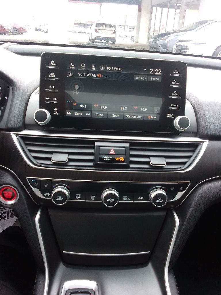 Honda Accord Touring 2.0T 2019