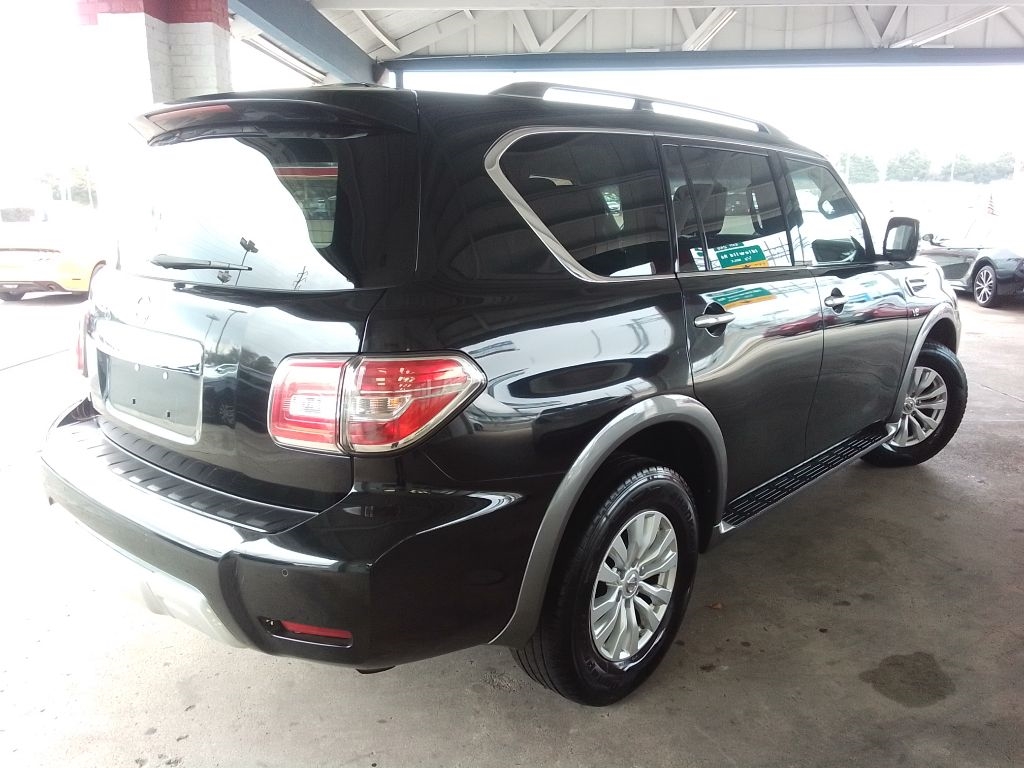 Nissan Armada SV AWD 2017