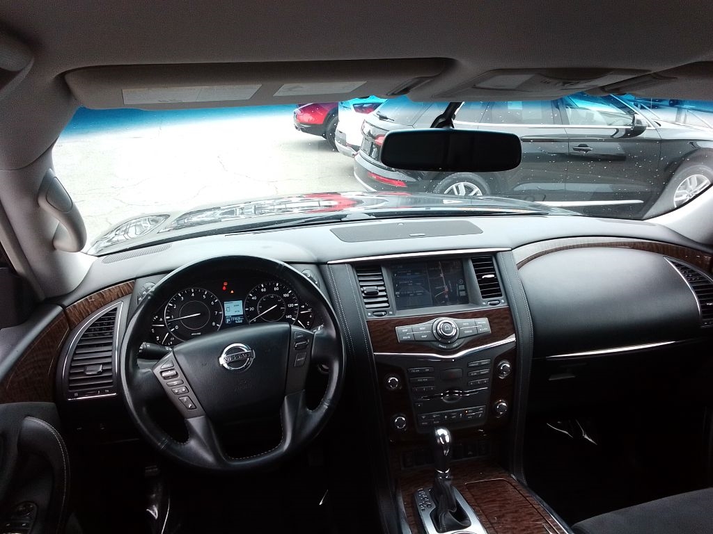 Nissan Armada SV AWD 2017