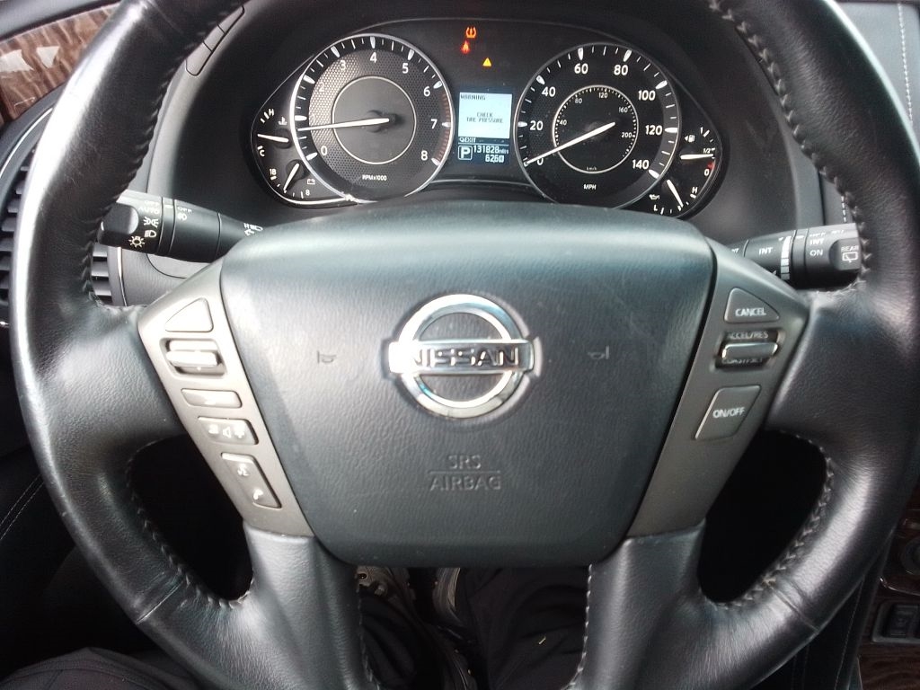 Nissan Armada SV AWD 2017