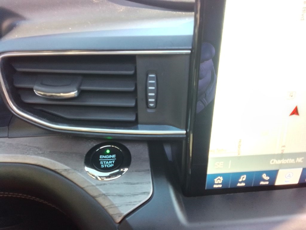 Ford Explorer Platinum AWD 2020