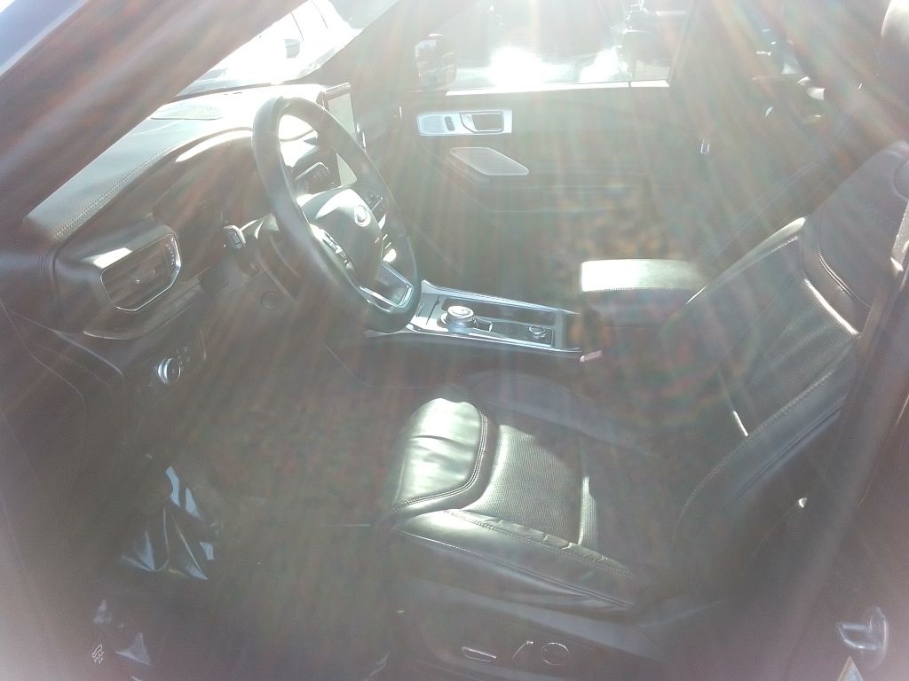 Ford Explorer Platinum AWD 2020