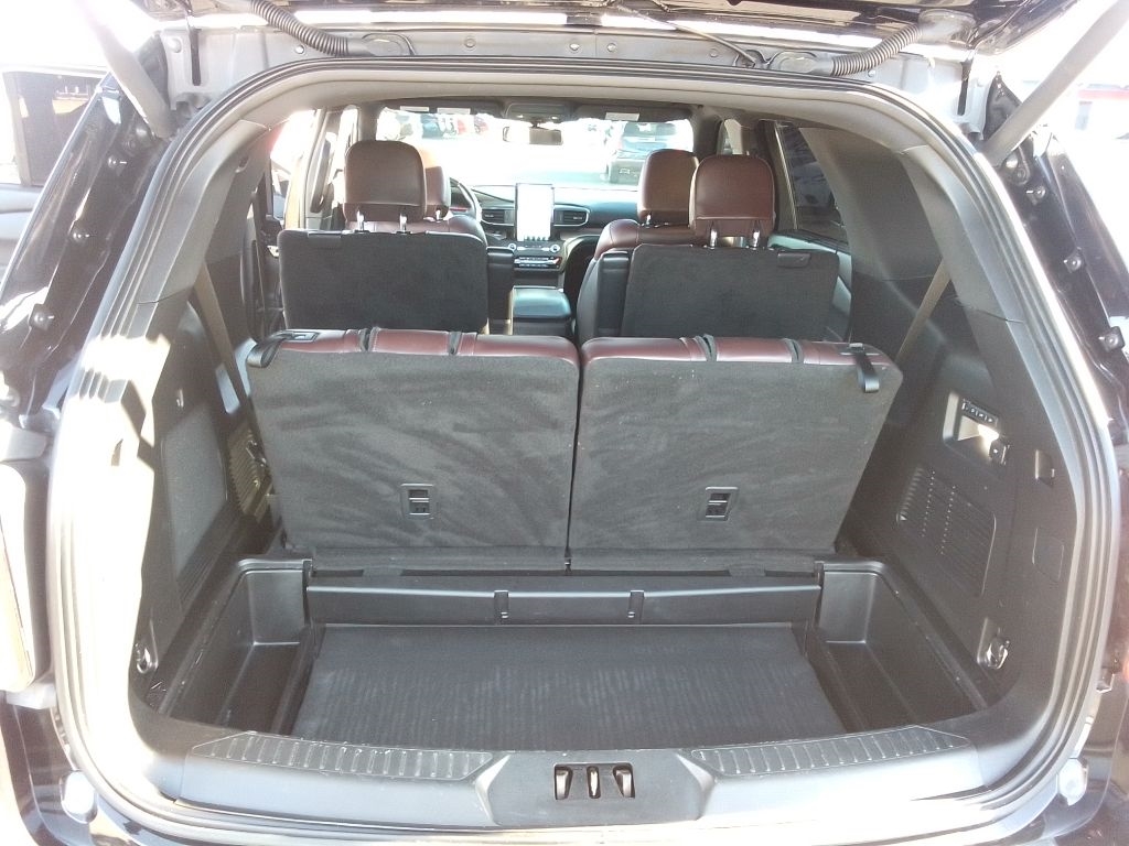 Ford Explorer Platinum AWD 2020