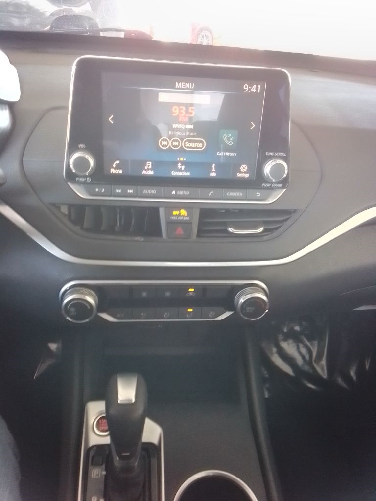 Nissan Altima 2.5 SV 2022