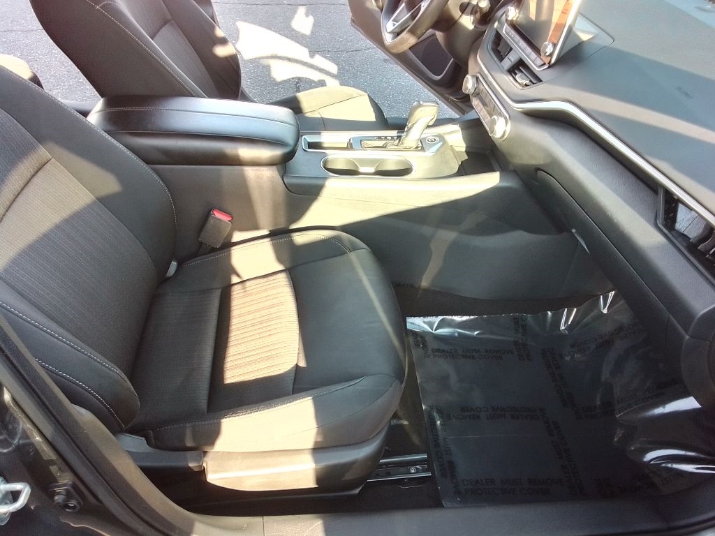 Nissan Altima 2.5 SV 2022