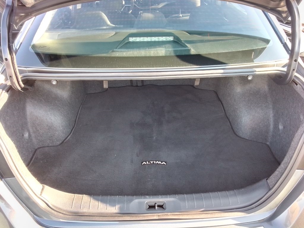 Nissan Altima 2.5 SV 2022