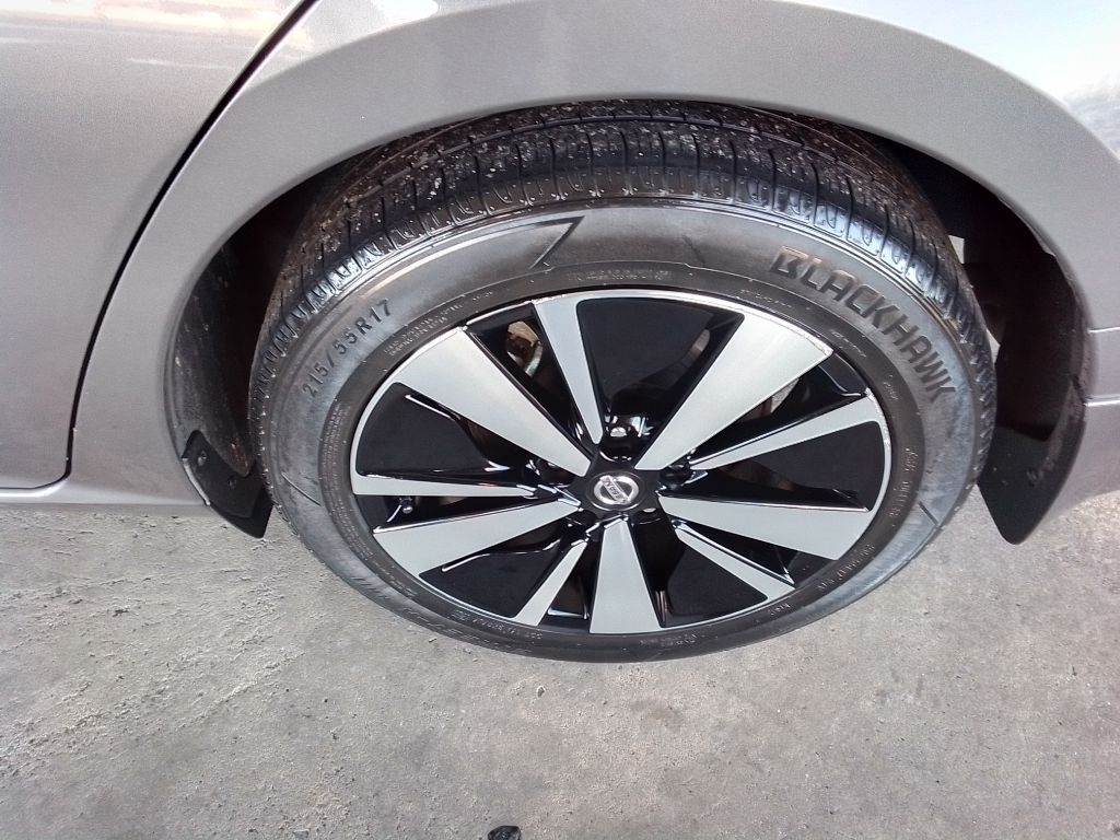 Nissan Altima 2.5 SV 2022