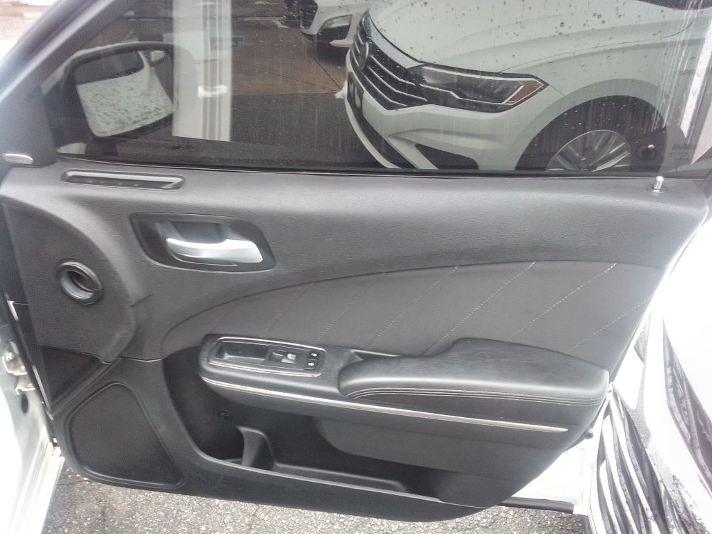 Dodge Charger SXT Plus 2018