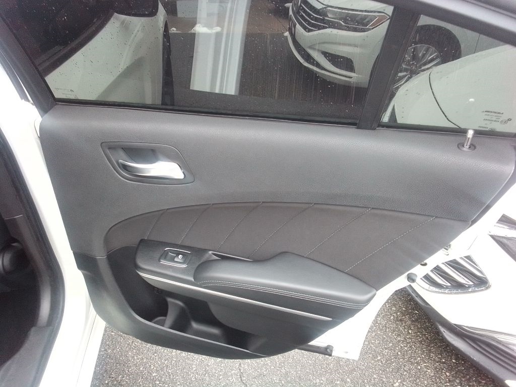 Dodge Charger SXT Plus 2018