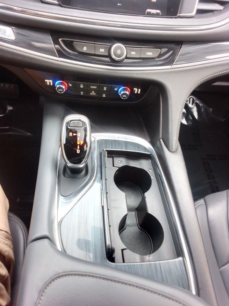 Buick Enclave Essence FWD 2019