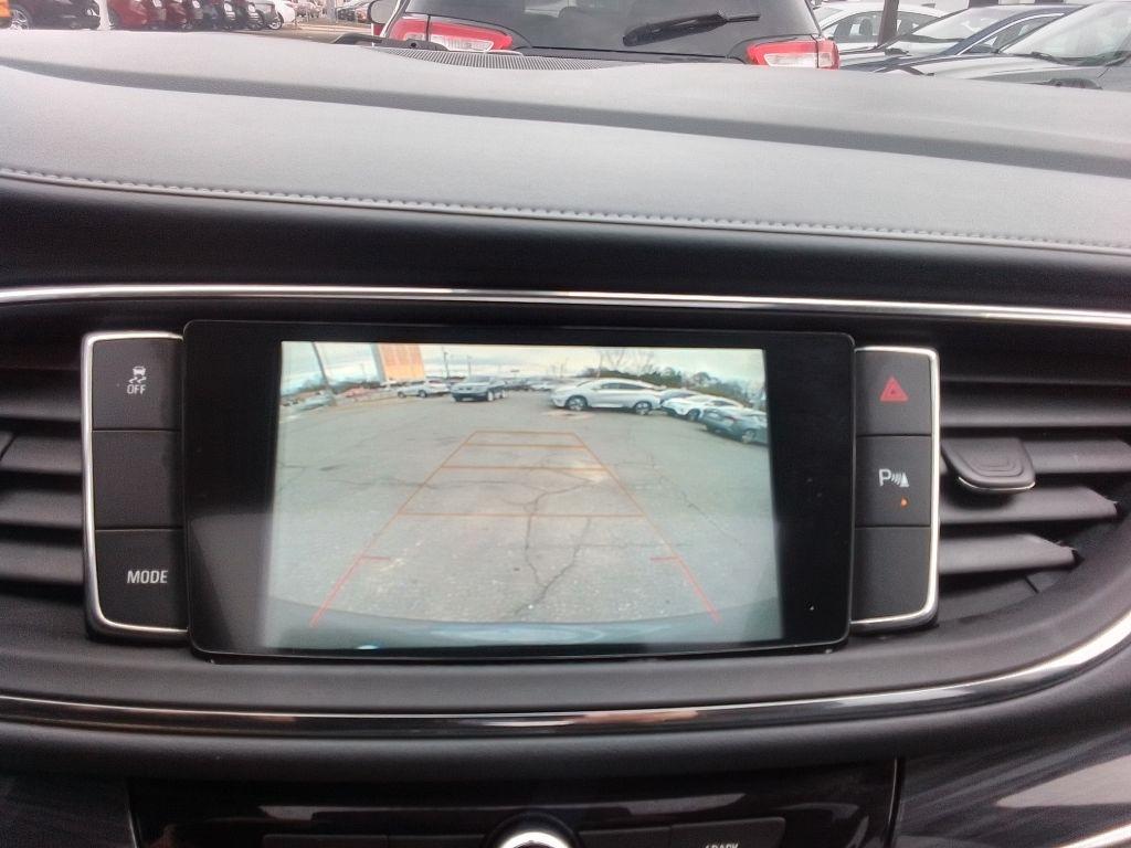 Buick Enclave Essence FWD 2019