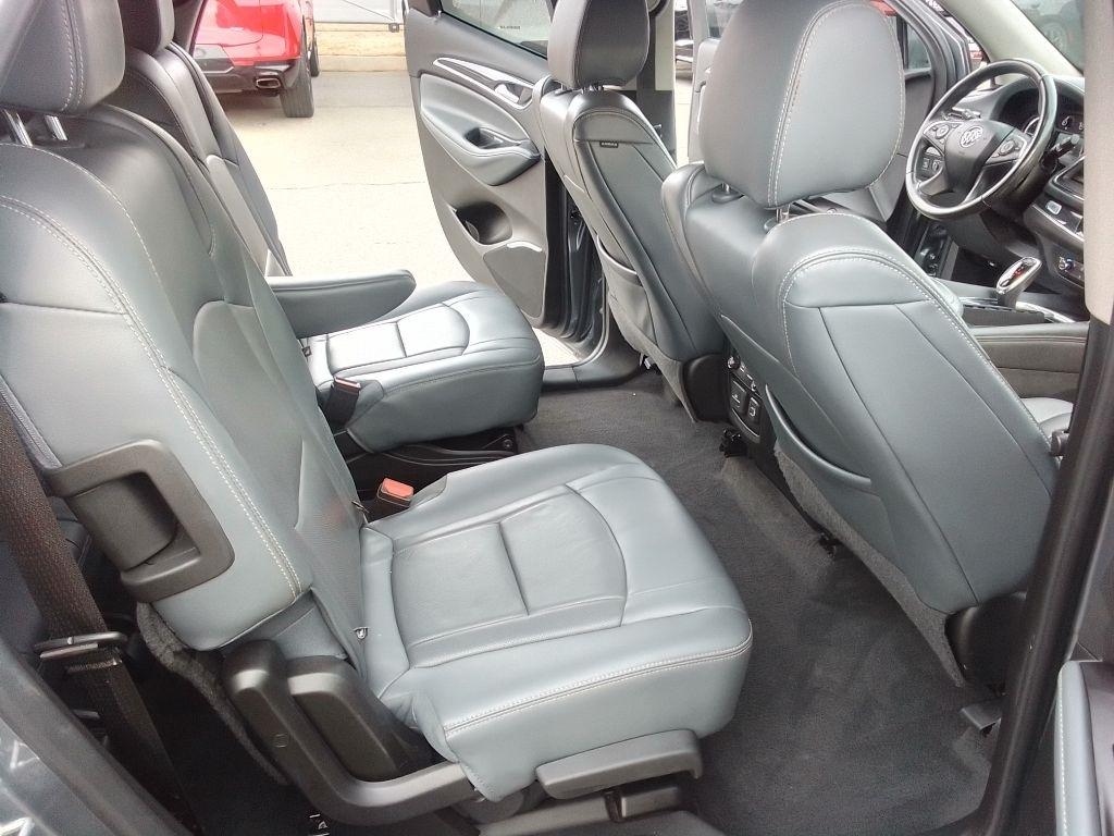 Buick Enclave Essence FWD 2019