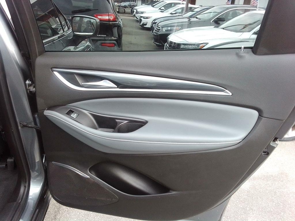 Buick Enclave Essence FWD 2019