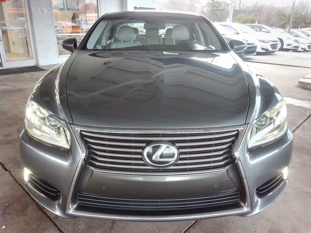 Lexus LS 460 Luxury Sedan 2014