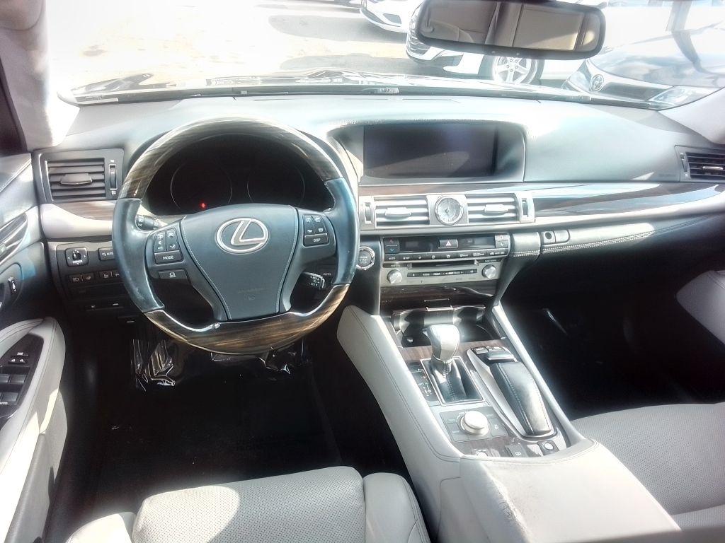 Lexus LS 460 Luxury Sedan 2014
